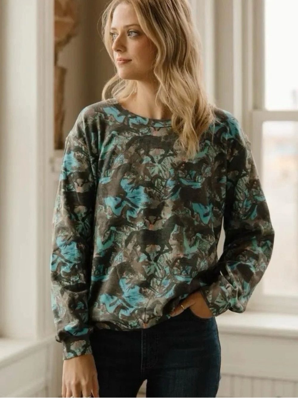 Womens painted herd top